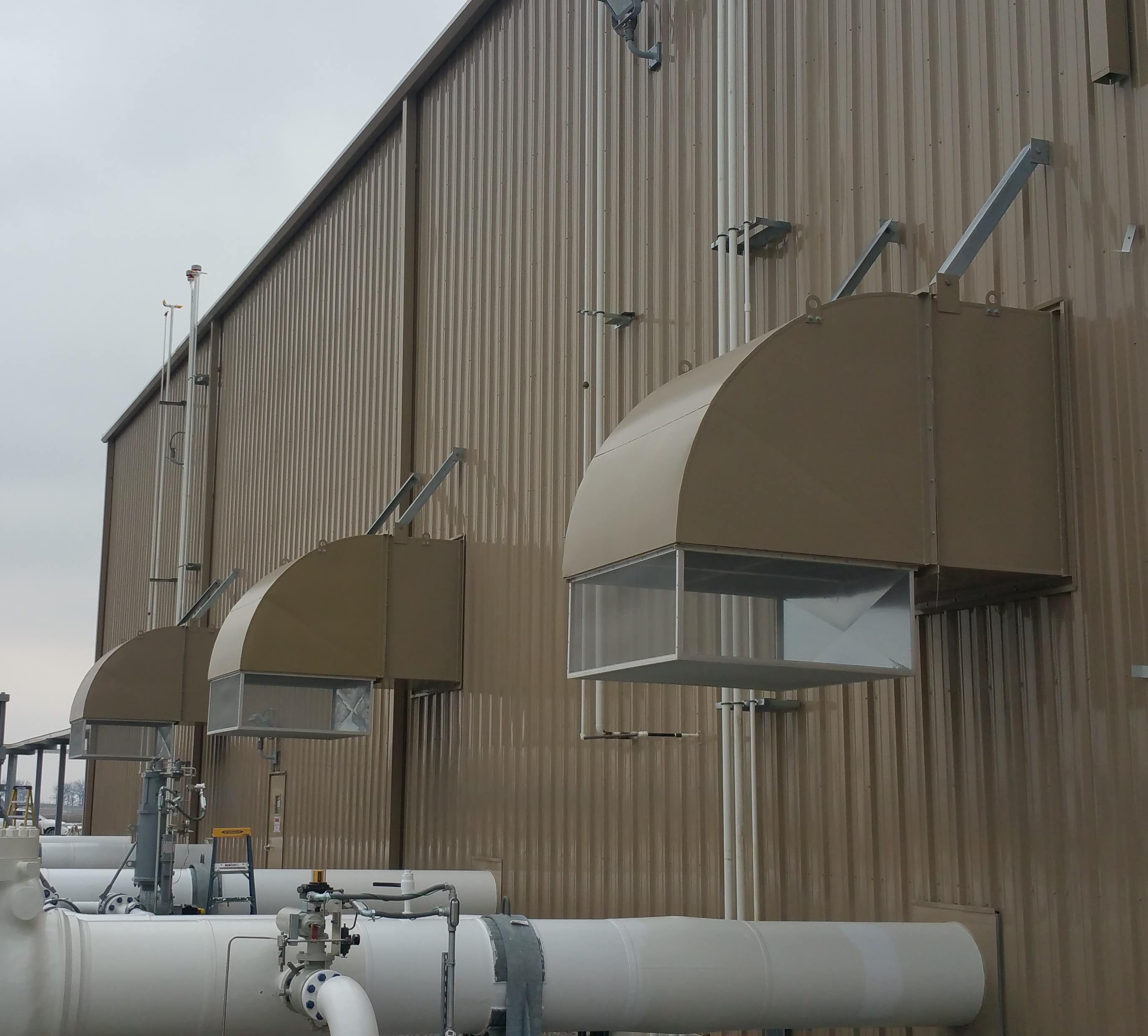 Attenuated supply air inlet modules